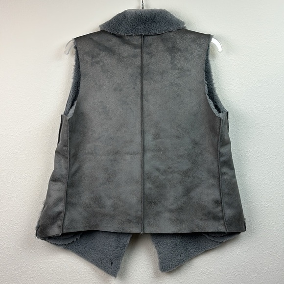 NWT French Connection reversible gray Rhonda faux fur shearling pockets - Picture 7 of 9